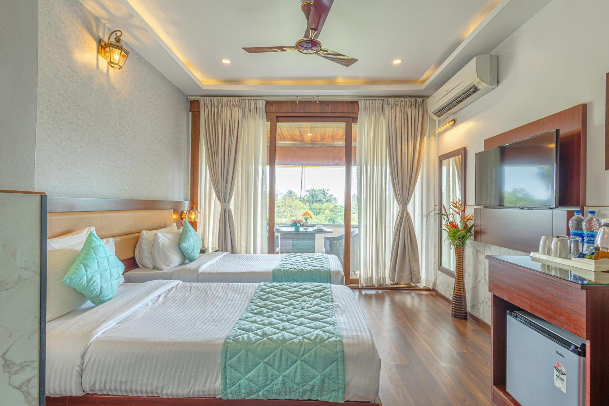 Salcete Beach Resort Colva Exterior photo