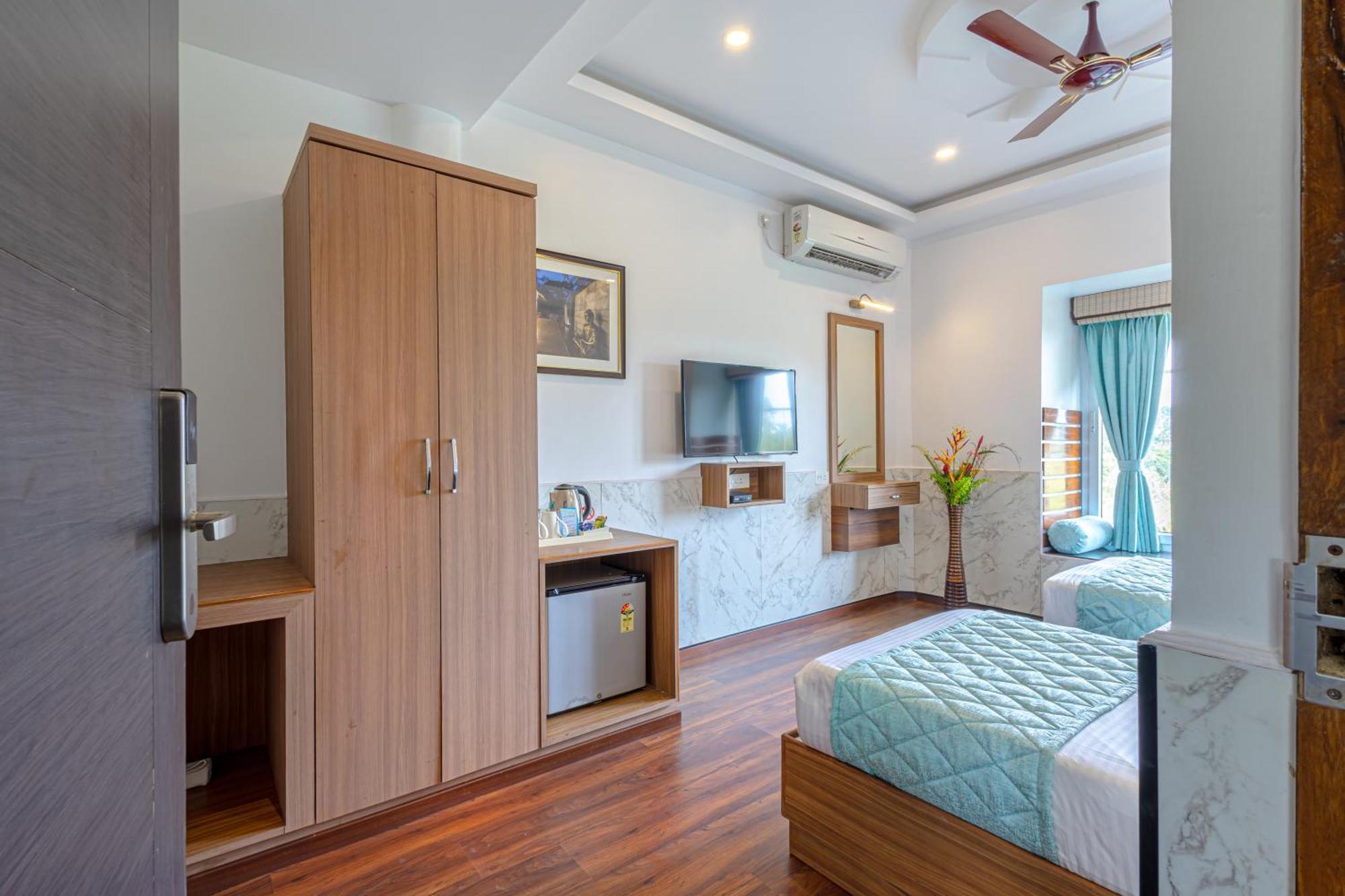 Salcete Beach Resort Colva Exterior photo