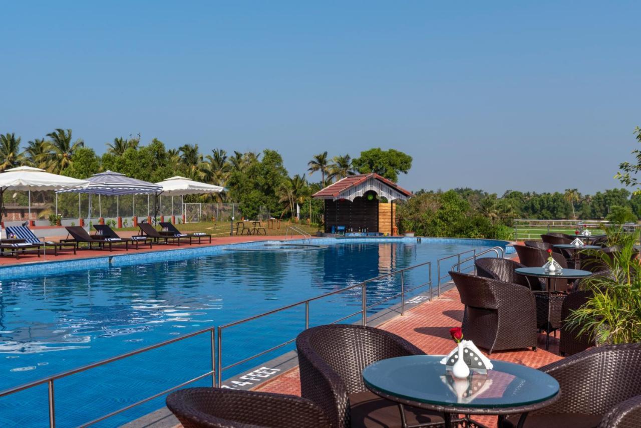 Salcete Beach Resort Colva Exterior photo