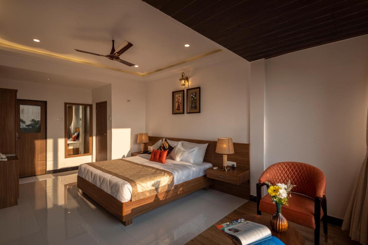 Salcete Beach Resort Colva Exterior photo