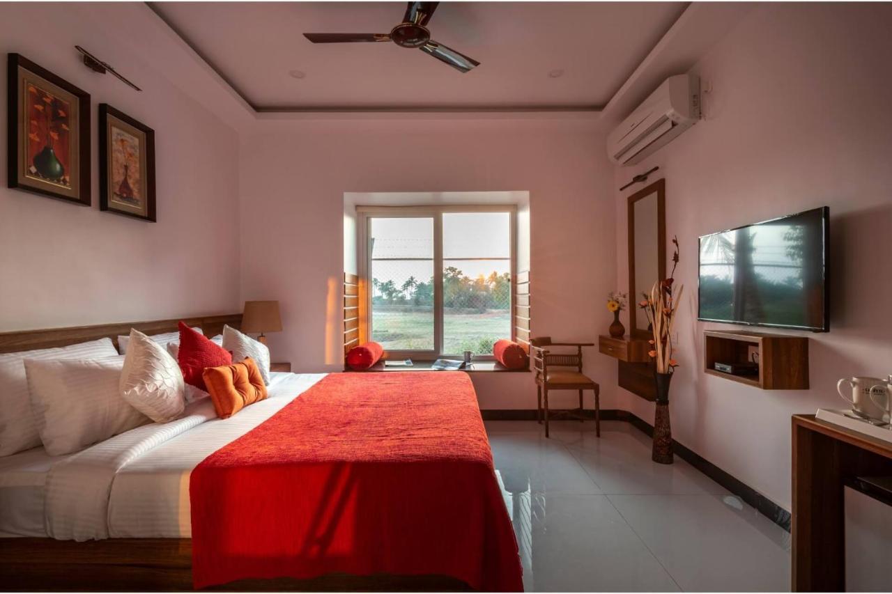 Salcete Beach Resort Colva Exterior photo